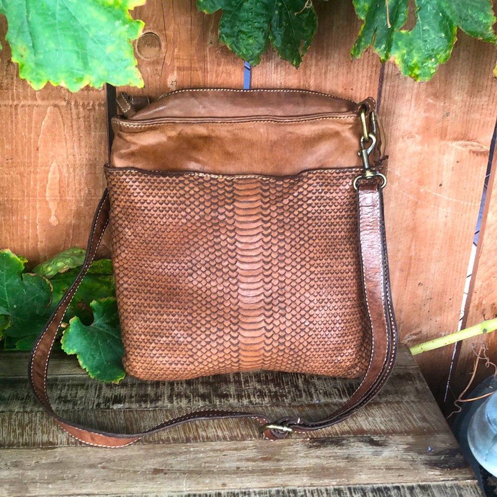 Sundance made in Italy leather crossbody bag